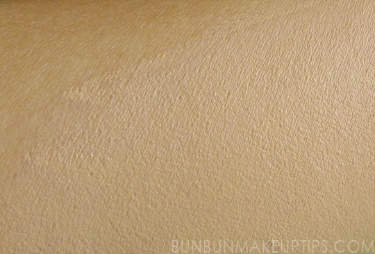 Bourjois-Youth-Extension-Flower-Perfection-Foundation-SPF-15-#52_7