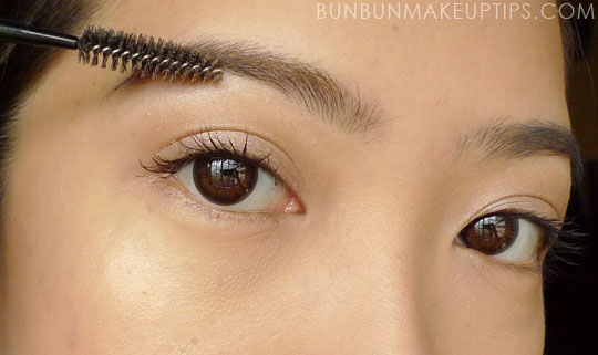 Kate-EyeBrow-Color-Mascara-Review-Swatches_2