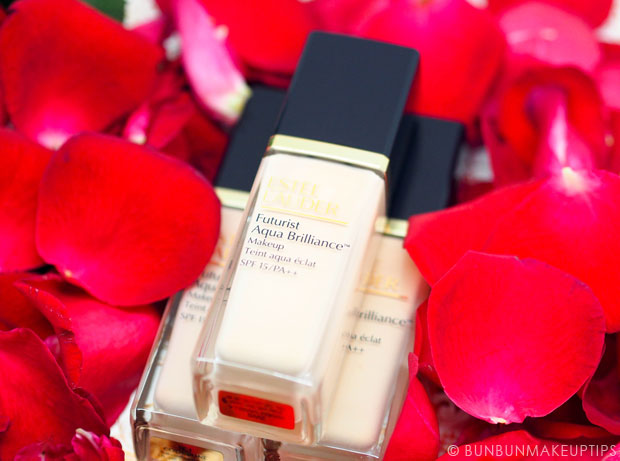 Estee-Lauder-Futurist-Aqua-Brilliance-Foundation-Review_2