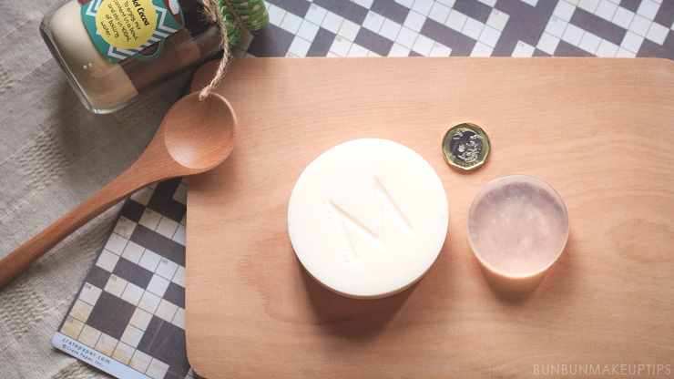 Make-Up-Store-Brush-Cleansing-Soap-VS-Hakuhodo-Brush-Soap_3