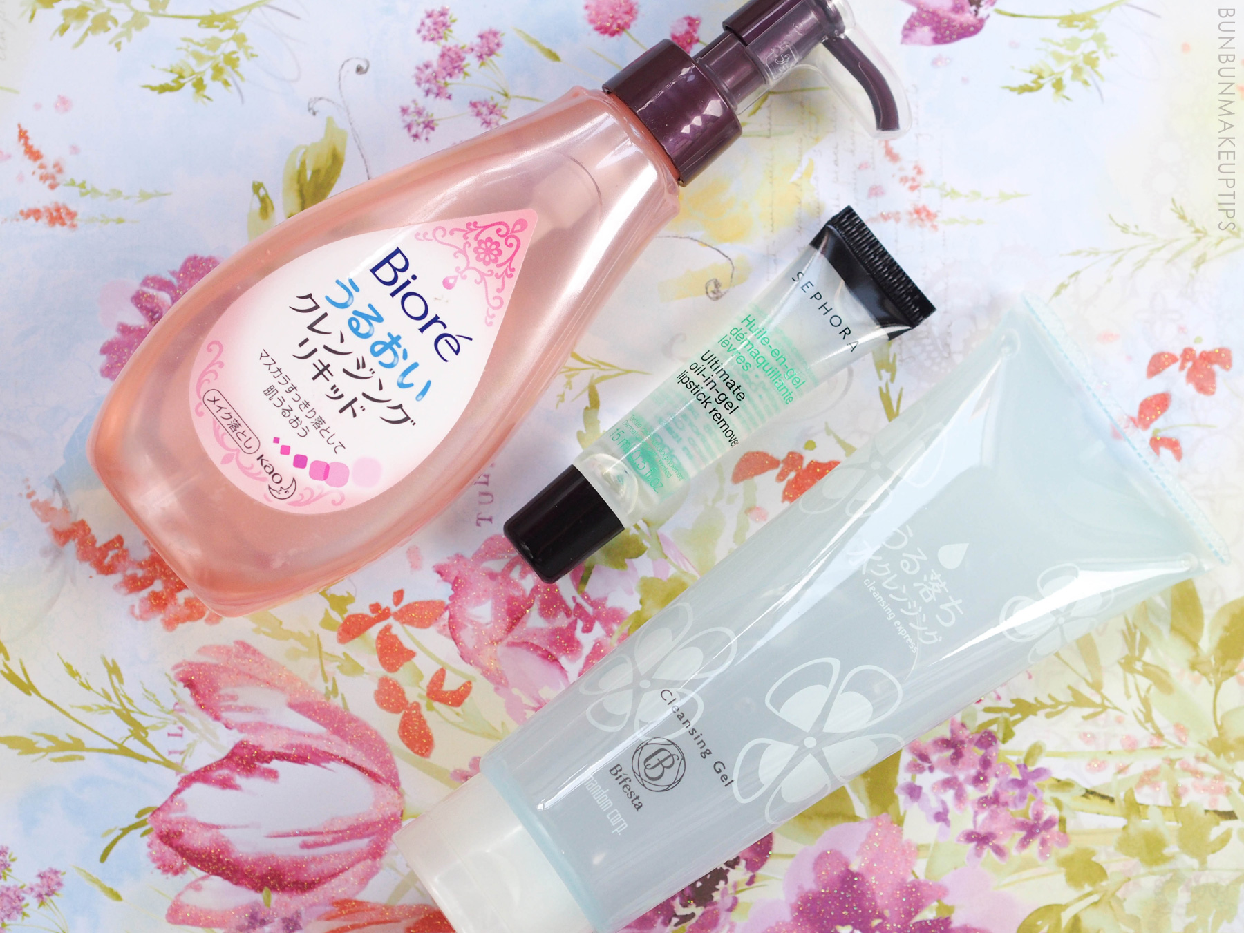 Types-of-Makeup-Removers_Gel