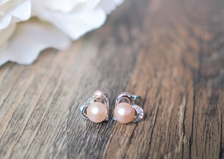 Things-To-Do-In-Davao_Baby-Sea-Salt-Pearls-Earrings_2