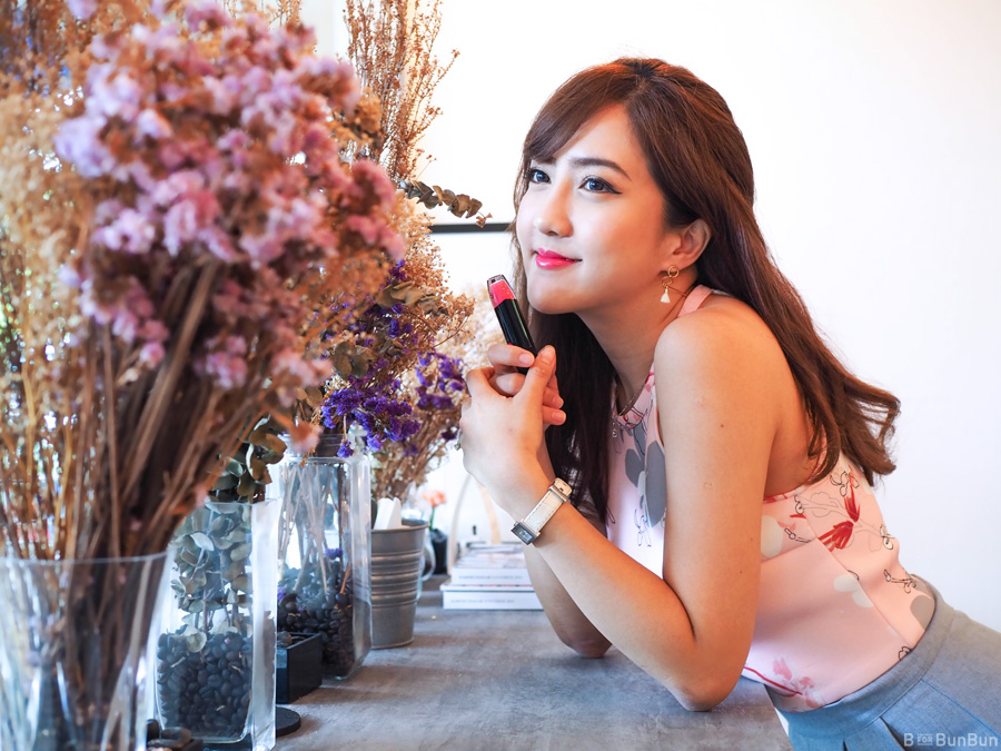 clio-virgin-kiss-tension-lip-oil-tint-review_9